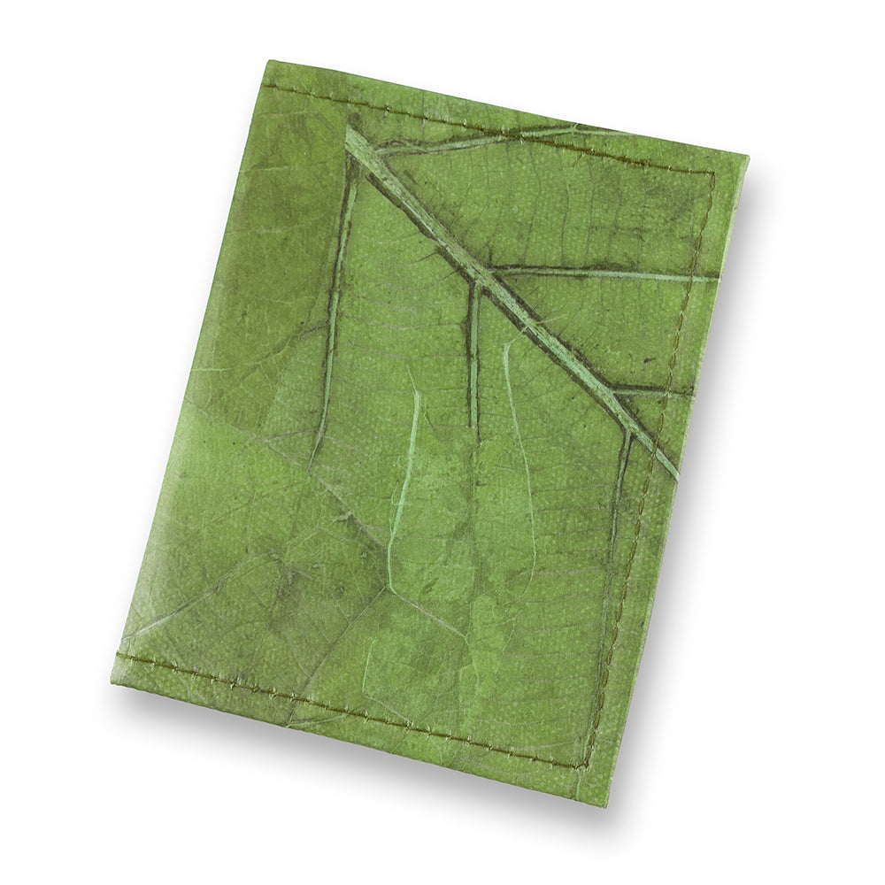 Passport Cover in Leaf Leather - Leaf Green