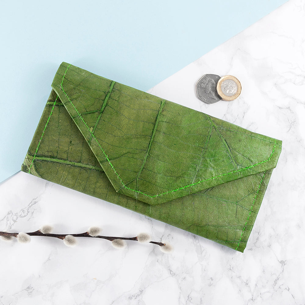 Ladies Continental Wallet in Leaf Leather - Leaf Green
