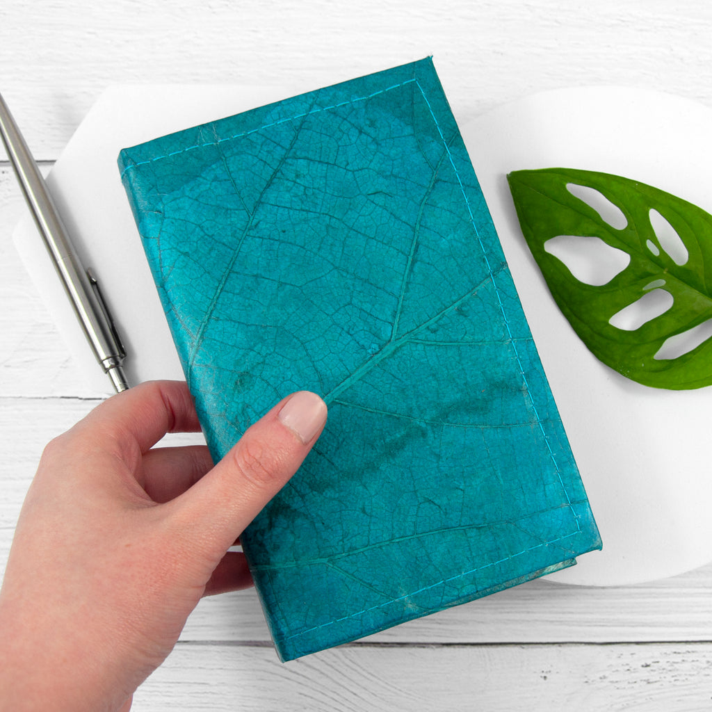 Refillable Journal in Natural Leather — The Indian Oaks