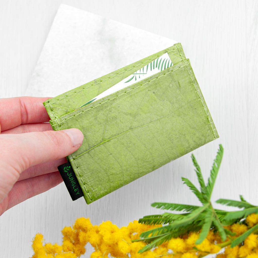 Cardholder in Leaf Leather - Leaf Green