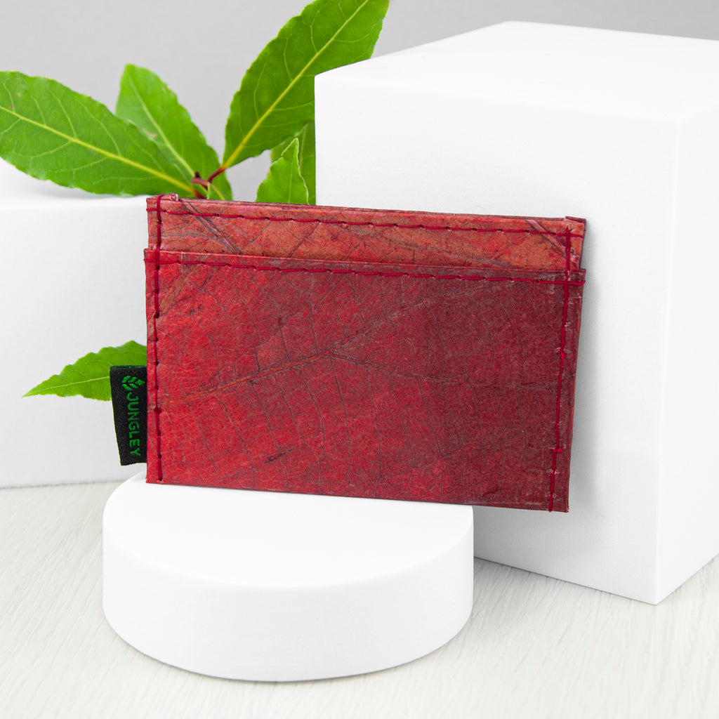 Cardholder in Leaf Leather - Berry Red