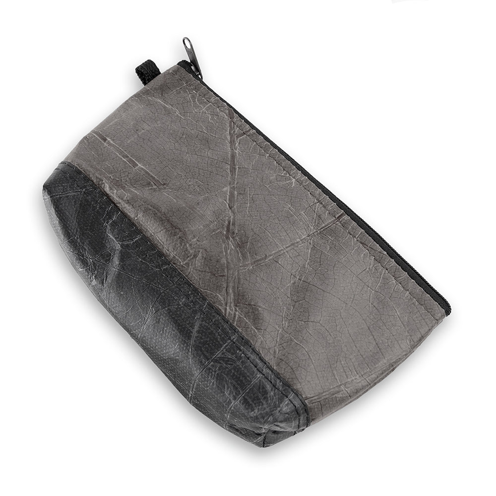 Small Vegan Leaf Leather Wash Bag - Pebble Black