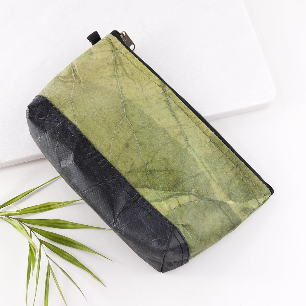 Small Vegan Leaf Leather Wash Bag - Leaf Green