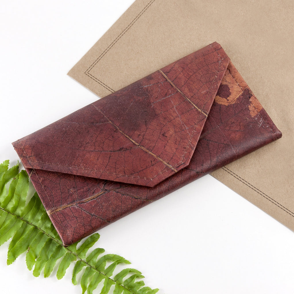Ladies Continental Wallet in Leaf Leather - Chestnut Brown
